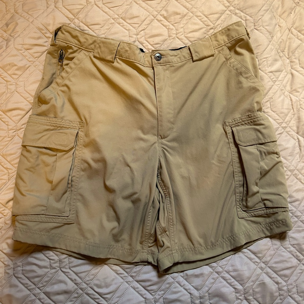 Duluth mens cargo shorts XL
